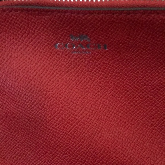 PRELOVED Coach red wristlet - Picture 4 of 8